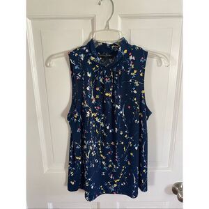 Banana Republic sleeveless blouse size S